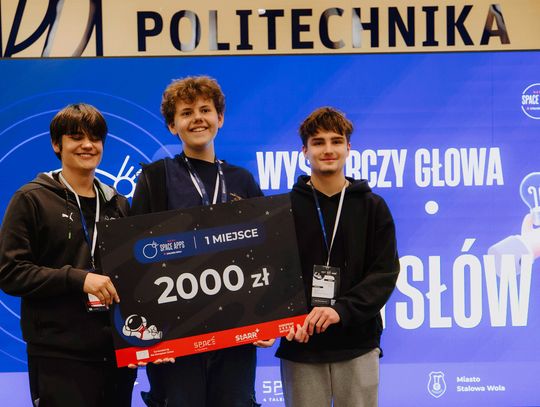 Młodzi programiści z Podkarpacia podbili kosmiczny hackathon NASA
