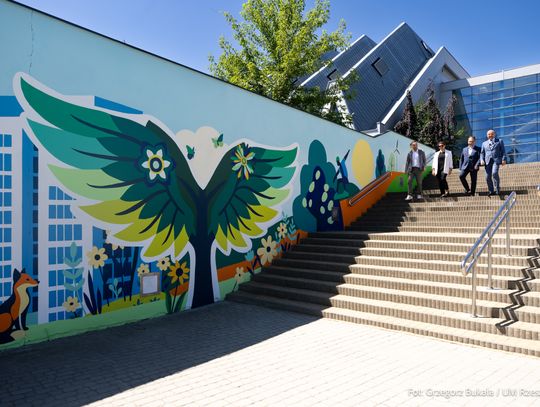 Mural, który oczyszcza powietrze. Nowa atrakcja przy Podpromiu