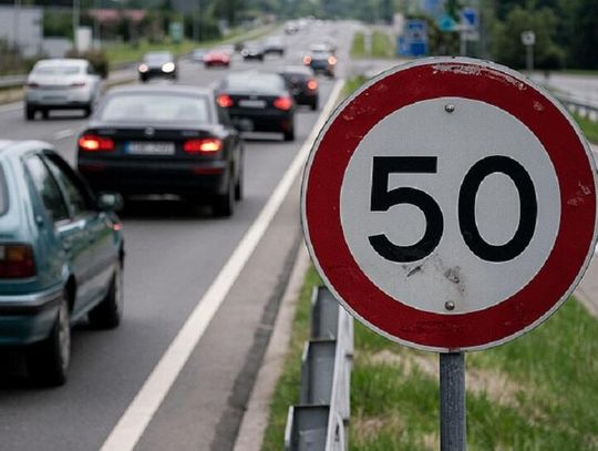 Na ulicy Krakowskiej było 70 km/h jest 50 km/h. Dlaczego?