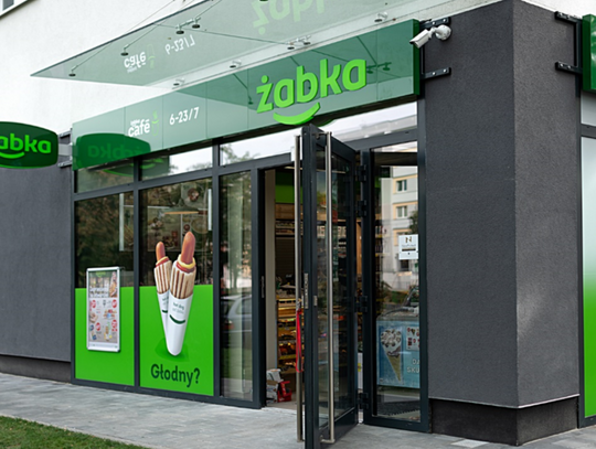 Napraw buty w sklepie Żabka. Czas naprawy to 10 dni