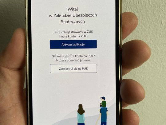 Nowa aplikacja mobilna w ZUS do składania wniosków o 500 plus