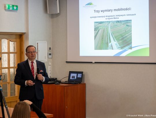 Nowa droga do rozwoju. Trzy warianty połączenia Mielca z A4 na stole