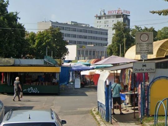 Nowa Lewica przeciwko przekształceniu Placu Balcerowicza: "To zagrożenie dla lokalnego handlu i społeczności!"