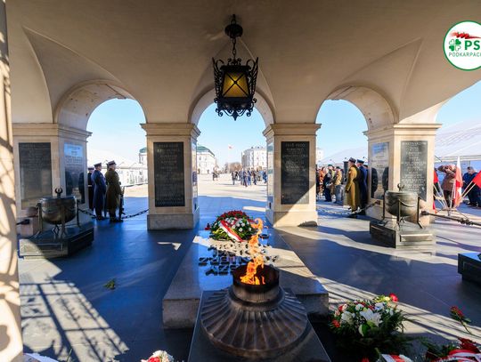 Nowe tablice upamiętniające bohaterów walk o Birczę przy Grobie Nieznanego Żołnierza w Warszawie [ZDJĘCIA]