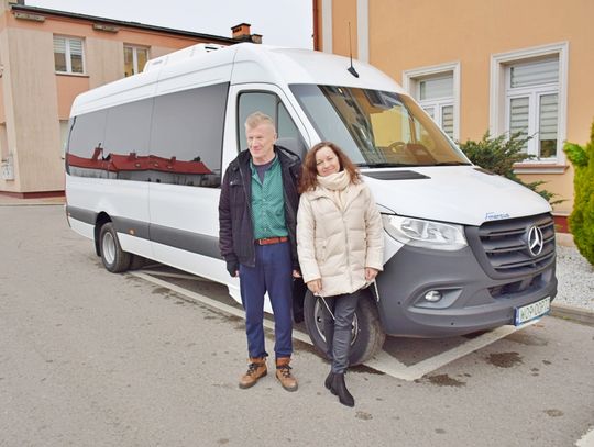 Nowy autobus dla uczestników Środowiskowego Domu Samopomocy w Kolbuszowej