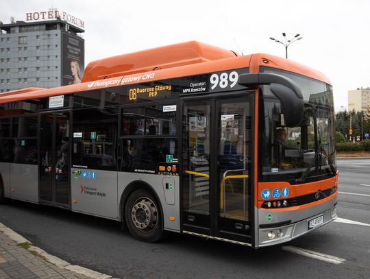 Od 1 marca więcej kursów linii 26 i testy nowej linii 62