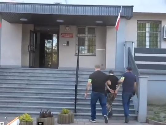 "Odbierak" oszustwa "na policjanta" zatrzymany w Zabrzu. Przemyski senior stracił ponad 200 tys. zł [WIDEO]