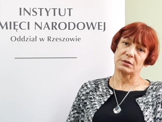 „Odcienie szarości: jak być przyzwoitym w nieprzyzwoitych czasach?” - wykład dr hab. Elżbiety Rączy