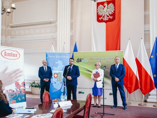 Ogromne zainteresowanie giełdą pracy dla osób niepełnosprawnych [FOTO]