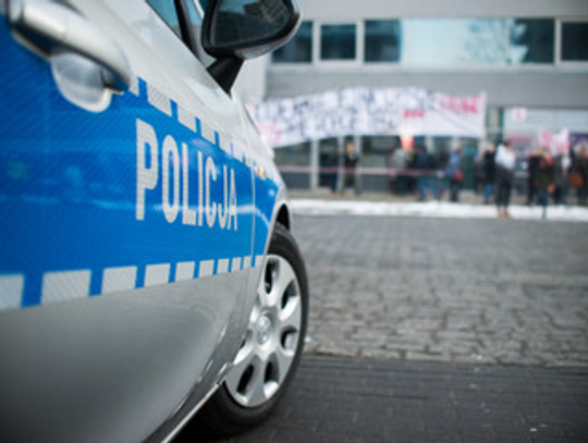 Padła ofiarą oszustwa „na policjanta”. Przestępcy wyłudzili od niej 20 tysięcy złotych!