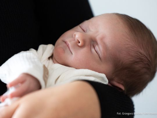 Pierwsze chwile 2026 roku i wielka radość w Rzeszowie. Witamy na świecie małego Tadeusza!
