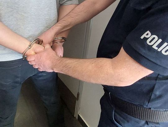 Pijany kierowca zatrzymany w Głogowie Małopolskim. Odpowie za szereg przestępstw