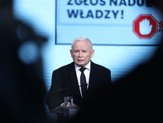 PiS w finansowym dołku. Nawet lokali się pozbywa