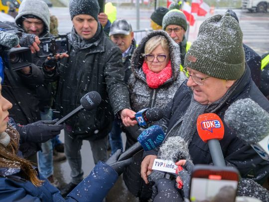 Po spotkaniu z ministrem Siekierskim rolnicy zawiesili protest w Medyce