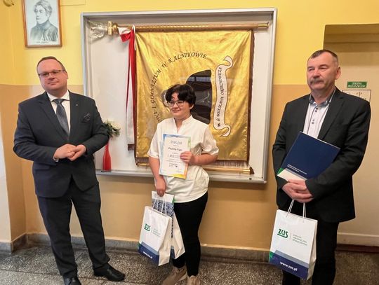 Podkarpacka uczennica Mistrzynią Polski w konkursie "Projektu z ZUS"