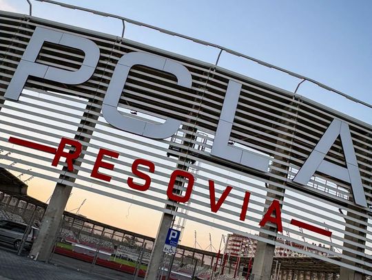 Podkarpackie Centrum Lekkiej Atletyki z nazwą „PCLA Resovia”. Nowy billbord już zawieszony