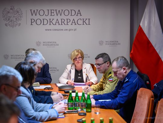 Polityczna burza po śnieżnej zawierusze. Wojewoda odpowiada politykom PiS: „Pracowaliśmy całą dobę”