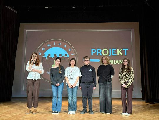 „Pomijani” – licealiści z Błażowej niosą pomoc tym niezauważanym