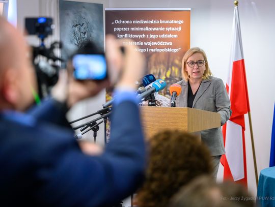 Ponad 16 mln zł na bezpieczeństwo mieszkańców i ochronę niedźwiedzia brunatnego