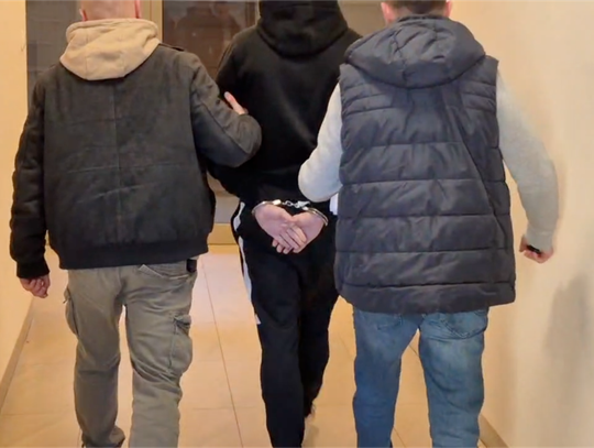 Ponad kilogram narkotyków w garażu. 20-latek tymczasowo aresztowany Ponad kilogram narkotyków w garażu. 20-latek tymczasowo aresztowany