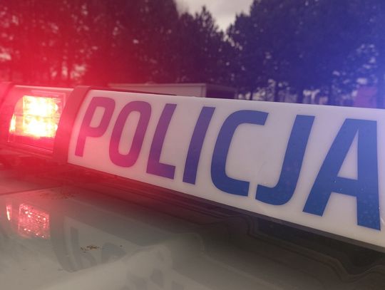 Poważny wypadek w Bratkowicach. Czołowe zderzenie dwóch aut, 3 osoby ranne