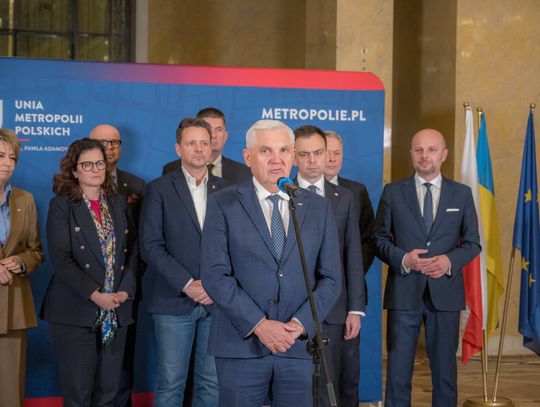 Prezydenci największych miast Polski o finansach samorządów