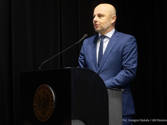 Prezydent Rzeszowa bez podwyżki. Zdecydowany sprzeciw radnych Prezydent Rzeszowa bez podwyżki. Zdecydowany sprzeciw radnych