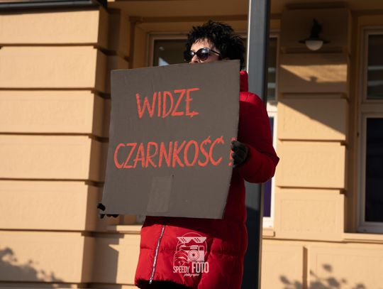 Protest nauczycieli w Rzeszowie. Mają dość "reform Czarnka"