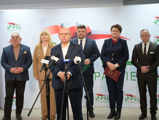 "Przywracamy Pamięć!" Tablica "Bircza" wraca na Grób Nieznanego Żołnierza