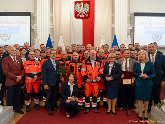 Ratownicy medyczni świętowali w Rzeszowie. Uhonorowano osoby ratujące życie i zdrowie [ZDJĘCIA]