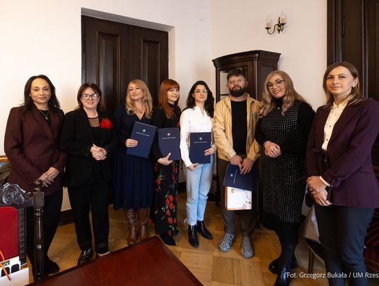 Rzeszów przeznacza 112 tys. zł na wsparcie artystów. Rusza nabór do stypendium twórczego Rzeszów przeznacza 112 tys. zł na wsparcie artystów. Rusza nabór do stypendium twórczego