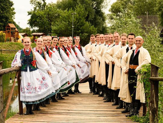 „Rzeszów tańczy, Rzeszów śpiewa” – 25 lat Zespołu Pieśni i Tańca Karpaty