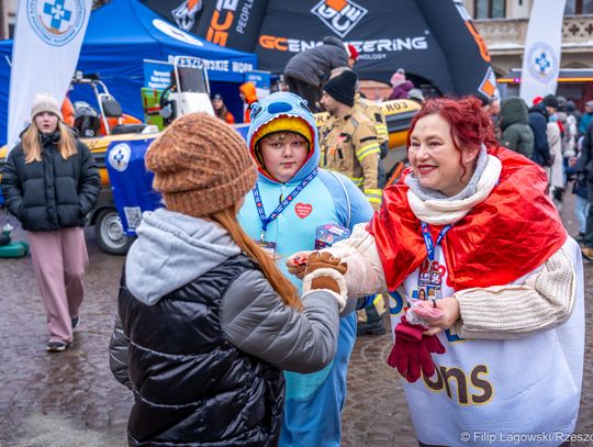 Rzeszowianie szczodrzy podczas WOŚP. Zebrano ponad 300 tys. zł, rekordowa puszka Leny