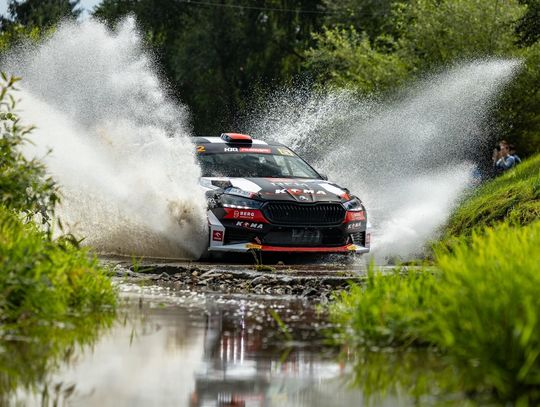 Rzeźnik podbił Rzeszów! 19-latek wygrywa Rajd Rzeszowski