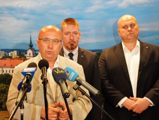 Samorządy i biznes walczą o szybką kolej z Rzeszowa do Warszawy