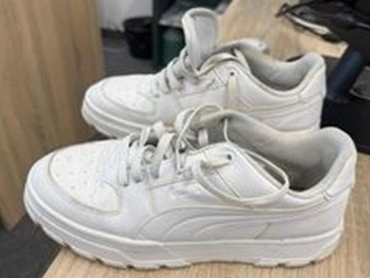 Seryjny amator cudzej garderoby zatrzymany w Rzeszowie. Mężczyzna kradł na basenie ROSiR