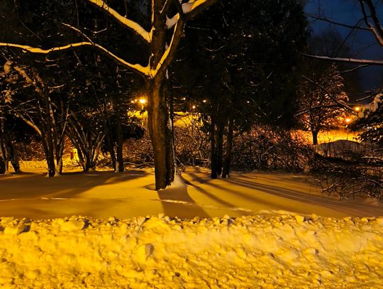 Siarczysty mróz i zanieczyszczone powietrze - aktualne ostrzeżenia meteorologiczne