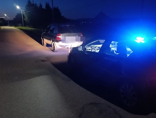 Skrajna nieodpowiedzialność! Pijany ojciec wiózł autem dwuletnie dziecko