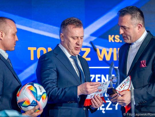 Stal Rzeszów triumfuje na XXII Gali Piłkarskiej Podkarpackiej Nike 2025 [ZDJĘCIA]
