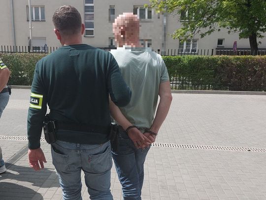 Stalowowolscy kryminalni Rozbili duet włamywaczy. Odzyskano ponad 130 tys. zł skradzionych pieniędzy
