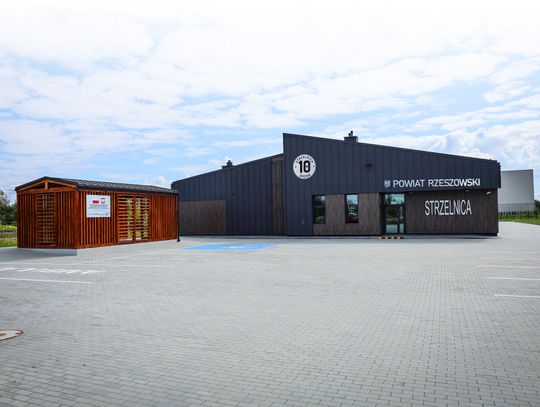 Strzelnica DYCHA kończy rok! Będzie mural, rodzinny piknik i specjalne ceny na strzelanie
