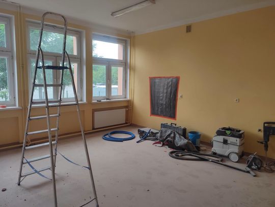 Szkoły i przedszkola w gminie Świlcza przechodzą remonty. Trwają przygotowania do nowego roku szkolnego