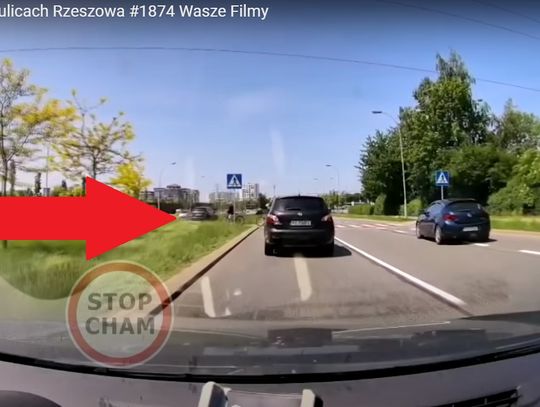 Szokujący rajd po Rzeszowie. Kierowca Forda o mały włos nie potrącił rowerzystów [WIDEO]