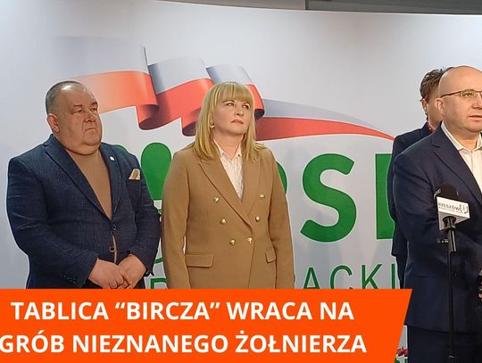 Tablica "Bircza" wraca na Grób Nieznanego Żołnierza Tablica "Bircza" wraca na Grób Nieznanego Żołnierza