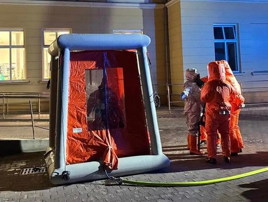 Tajemnicza śmierć na SOR. Ewakuowano personel, w akcji strażacka grupa chemiczna
