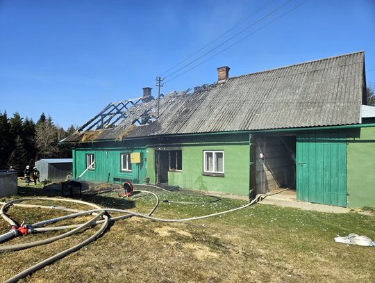 Tragedia w Orzechówce. 90-letnia kobieta zginęła w pożarze domu