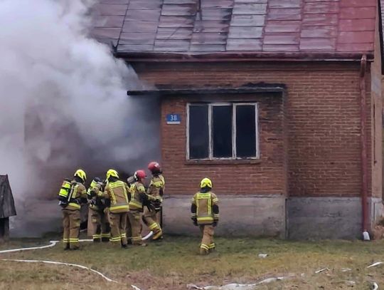 Tragiczny pożar na Podkarpaciu! W zgliszczach domu odnaleziono ciało