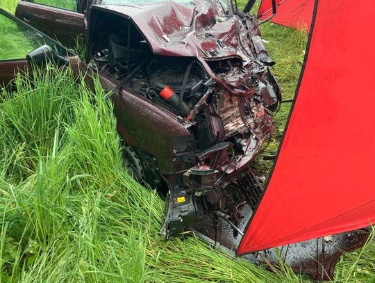 Tragiczny wypadek na drodze wojewódzkiej nr 865. Śmierć 21-latka