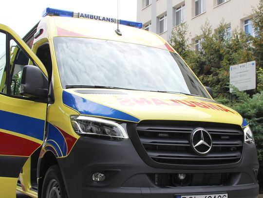 Tragiczny wypadek na Podkarpaciu. W zderzeniu z karetką zginął kierowca osobówki Tragiczny wypadek na Podkarpaciu. W zderzeniu z karetką zginął kierowca osobówki