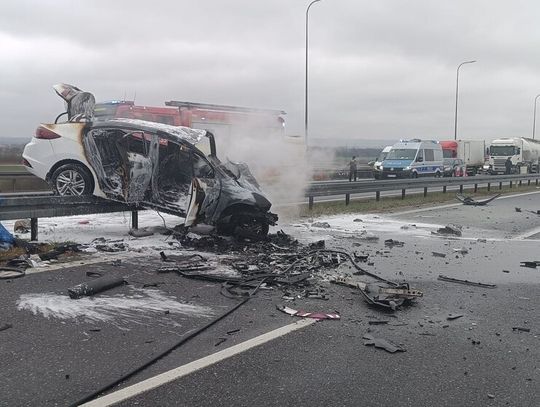 Tragiczny wypadek na S19. Jedna ofiara śmiertelna Tragiczny wypadek na S19. Jedna ofiara śmiertelna